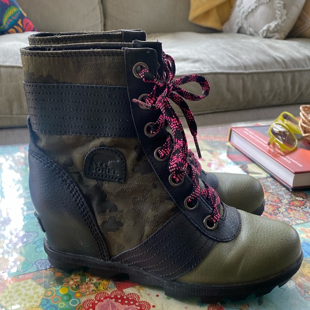 Sorel Joan Of Arc Wedge Boot